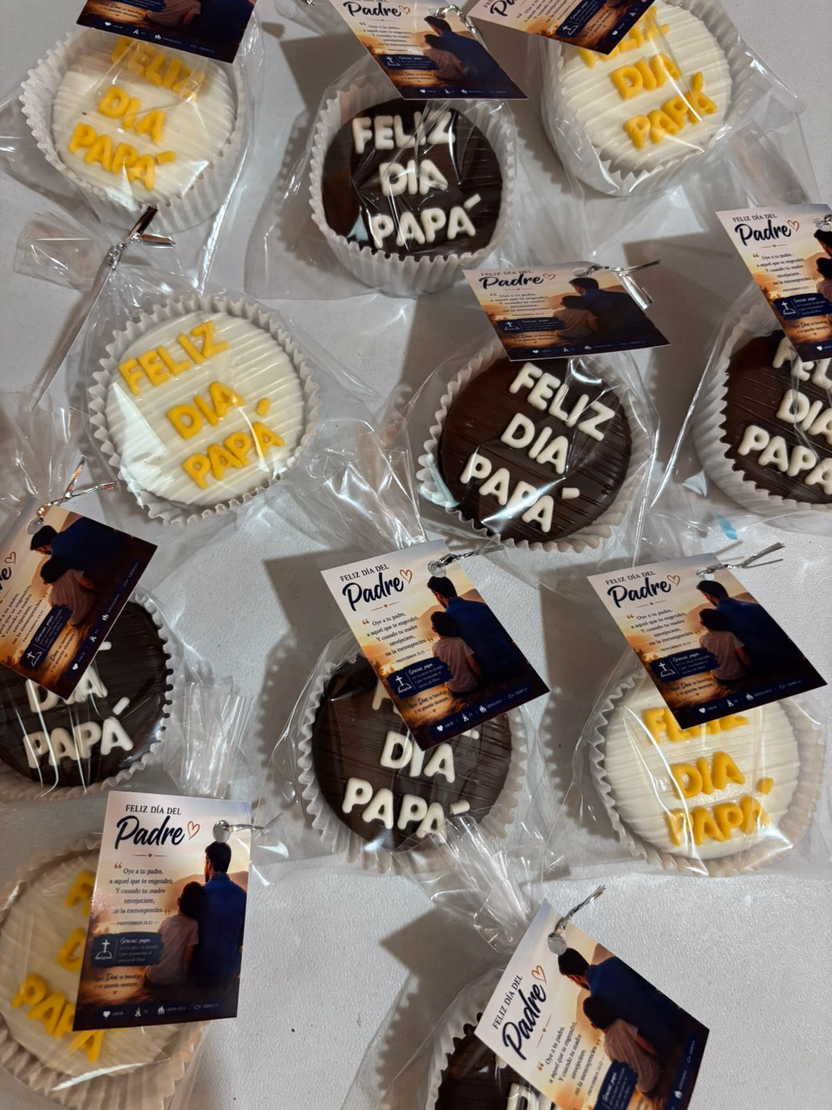 Alfajores personalizado con etiqueta